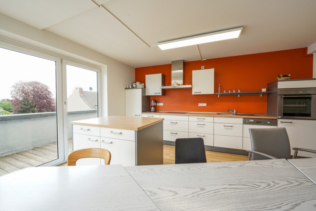 Immobilienangebot - Mönchengladbach - Alle - Modernes Geschäftshaus  -  Praxis & Büroräume  -  Aufzug & Tiefgarage