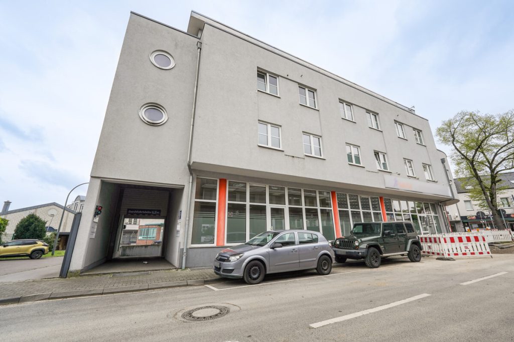 Immobilienangebot - Mönchengladbach - Alle - Modernes Geschäftshaus  -  Praxis & Büroräume  -  Aufzug & Tiefgarage