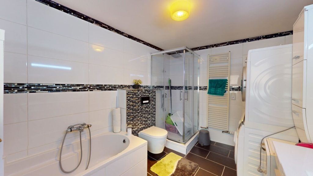 Immobilienangebot - Bergheim-Niederaußem - Alle - Modernisiertes Häuschen für die Familie