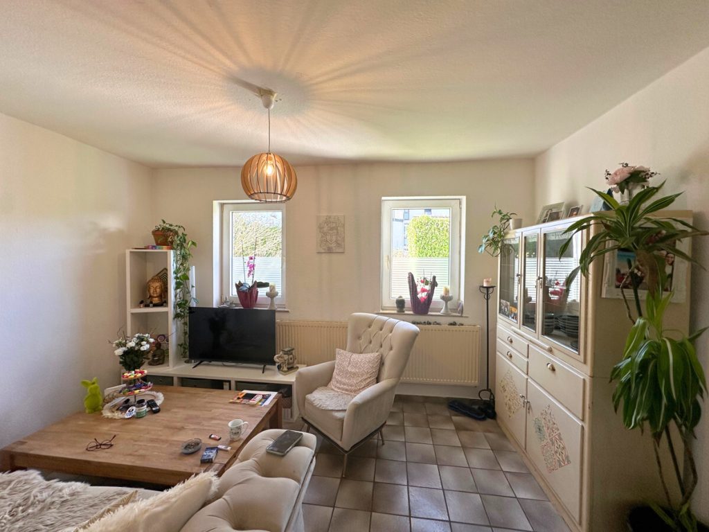 Immobilienangebot - Pulheim-Sinthern - Alle - Zwei Häuser, ein Grundstück  -  ehemaliger Hof  -  ruhige Lage