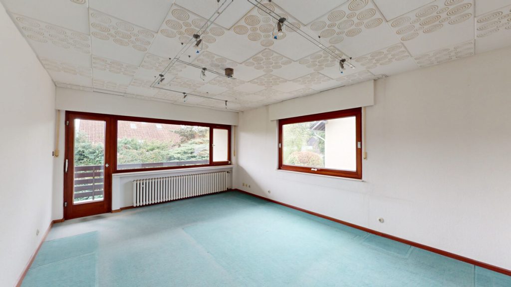 Immobilienangebot - Bonn - Alle - Freistehendes EFH  -  Toller Grundriss  -  Viel Platz  -  Kinder- und familienfreundlich