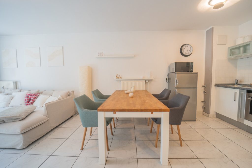 Immobilienangebot - Köln - Alle - Gehobenes Wohnen in ruhiger Lage  -   Tiefgarage für Rundumkomfort