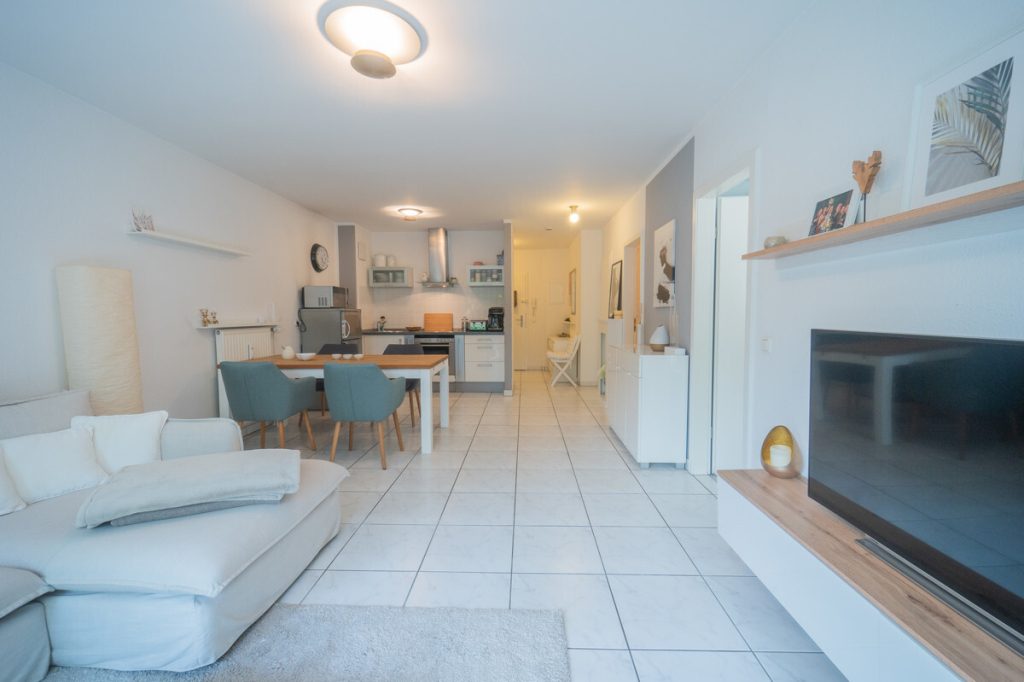 Immobilienangebot - Köln - Alle - Gehobenes Wohnen in ruhiger Lage  -   Tiefgarage für Rundumkomfort