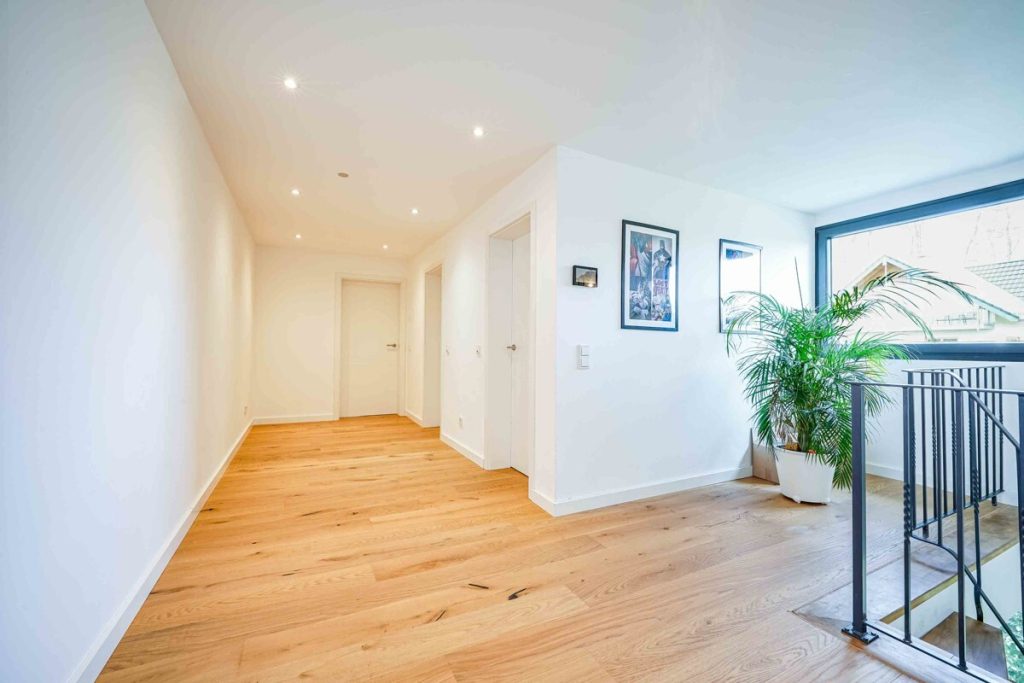 Immobilienangebot - Rösrath - Alle - Modernes Einfamilienhaus  -  Beliebte Lage  -  Großes Grundstück
