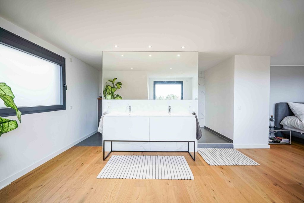 Immobilienangebot - Rösrath - Alle - Modernes Einfamilienhaus  -  Beliebte Lage  -  Großes Grundstück