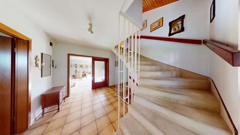 Immobilienangebot - Wachtberg - Alle - Einfamilienhaus mit Einliegerwohnung/
Toller Garten/Ruhige Lage