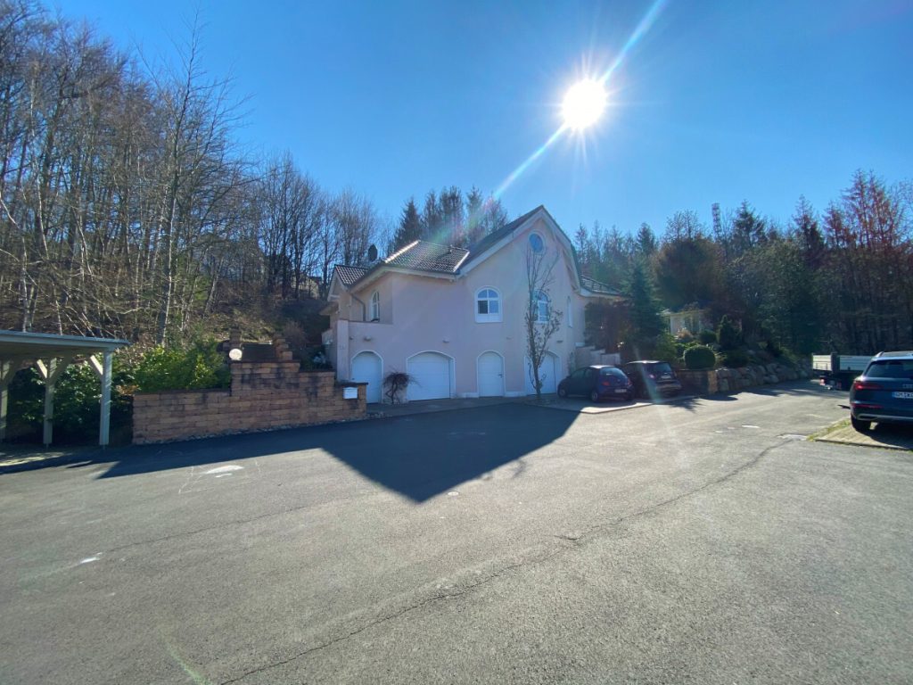 Immobilienangebot - Gummersbach - Alle - GM-Berstig ¦¦ Luxus EFH ¦¦ Parkett ¦¦ EBK ¦¦ Ruhige Lage ¦¦ virtuelle Tour