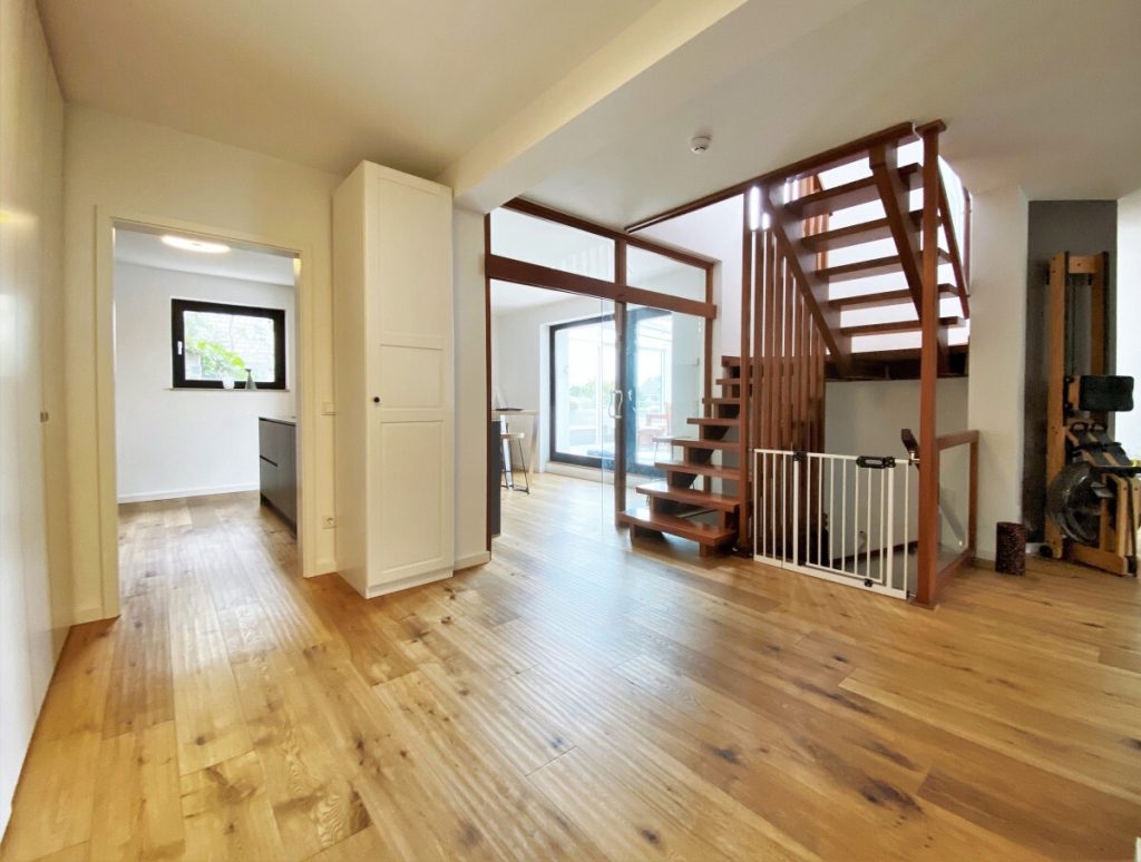 Immobilienangebot - Düsseldorf - Alle - !!! VERKAUFT !!! Ihr Zuhause über den Dächern von Unterbach ¦¦ Hochwertig saniert ¦¦ Wintergarten
