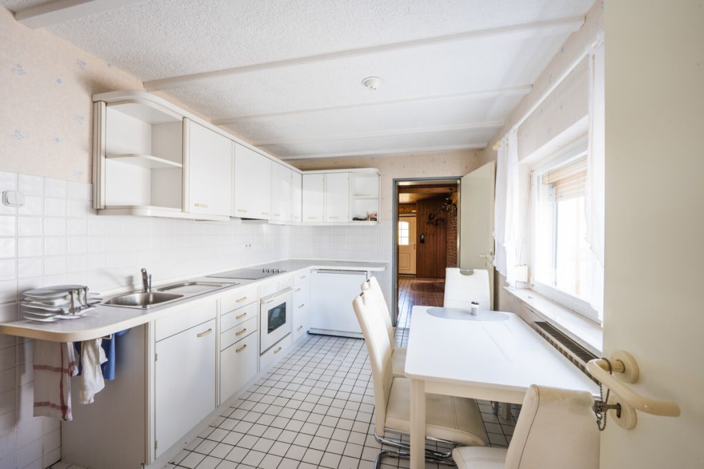 Immobilienangebot - Herzogenrath / Kohlscheid - Alle - Charmantes Einfamilienhaus mit großem Grundstück in ruhiger Wohnlage