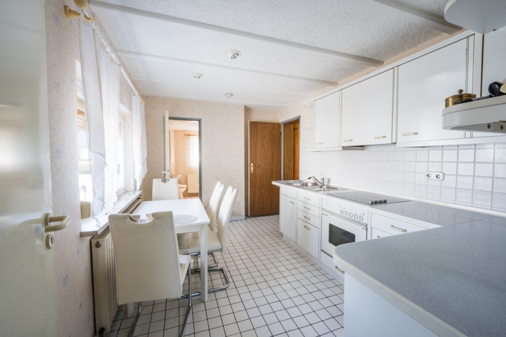 Immobilienangebot - Herzogenrath / Kohlscheid - Alle - Charmantes Einfamilienhaus mit großem Grundstück in ruhiger Wohnlage