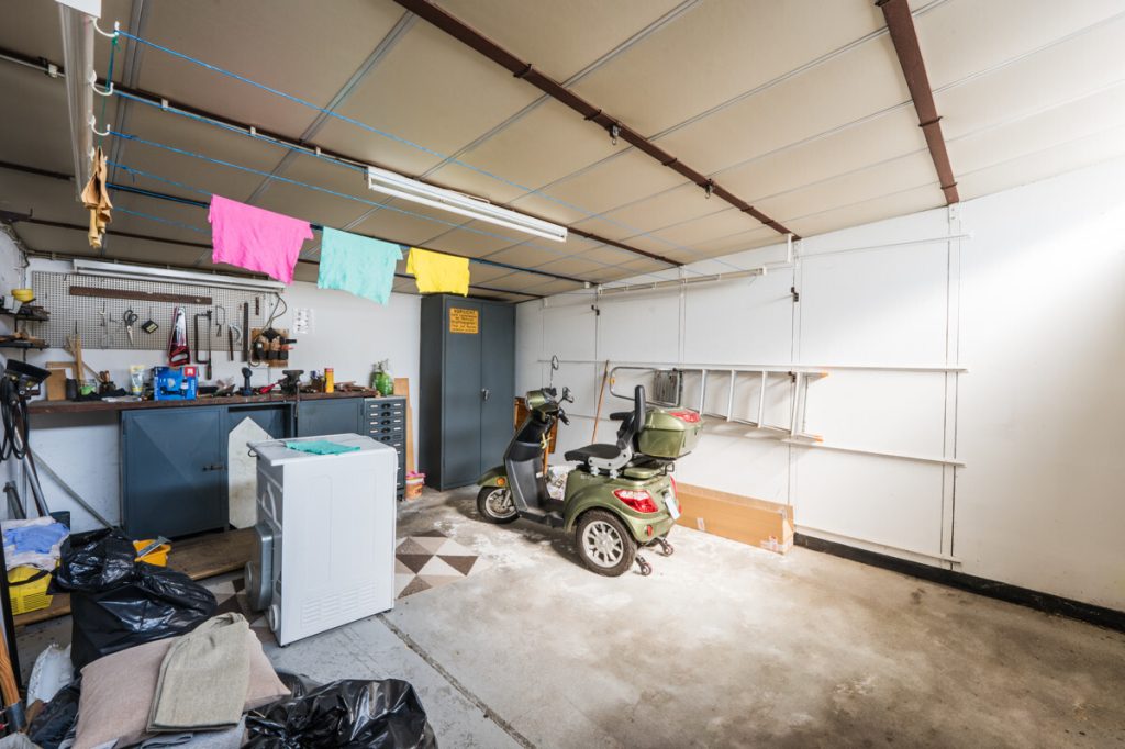Immobilienangebot - Herzogenrath / Kohlscheid - Alle - Charmantes Einfamilienhaus mit großem Grundstück in ruhiger Wohnlage