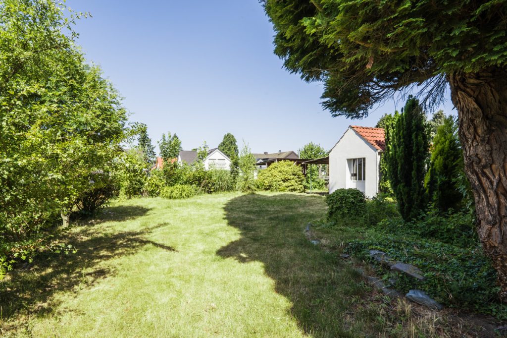 Immobilienangebot - Herzogenrath / Kohlscheid - Alle - Charmantes Einfamilienhaus mit großem Grundstück in ruhiger Wohnlage
