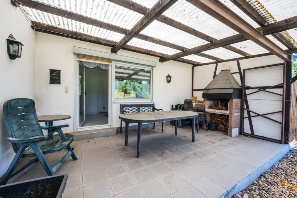 Immobilienangebot - Herzogenrath / Kohlscheid - Alle - Charmantes Einfamilienhaus mit großem Grundstück in ruhiger Wohnlage