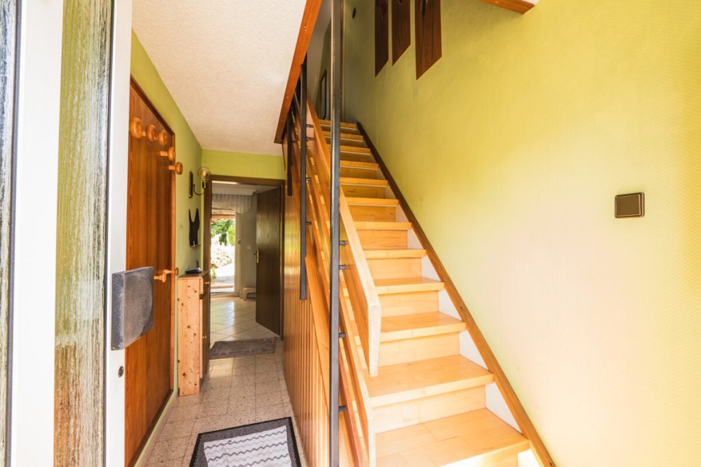 Immobilienangebot - Herzogenrath / Kohlscheid - Alle - Charmantes Einfamilienhaus mit großem Grundstück in ruhiger Wohnlage