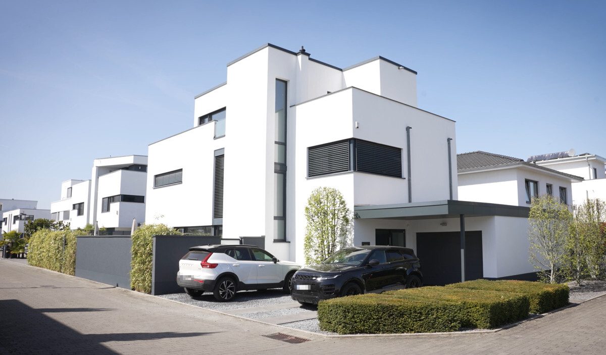 Immobilienangebot - Köln / Widdersdorf - Alle - Atriumvilla der Extraklasse  -  Schlichte Eleganz mit funktionaler Bauweise