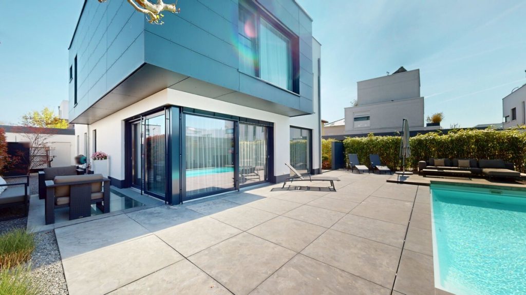 Immobilienangebot - Köln / Widdersdorf - Alle - Atriumvilla der Extraklasse  -  Schlichte Eleganz mit funktionaler Bauweise
