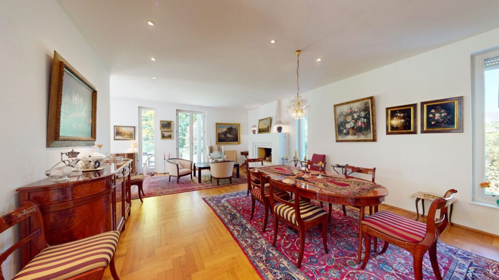 Immobilienangebot - Frechen / Königsdorf - Alle - Exklusives Anwesen am Königsdorfer Forst  -  Parkähnliche Anlage auf 2.731 m²  -  Privater Waldzugang