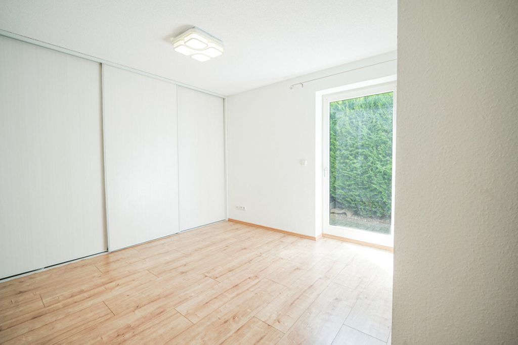 Immobilienangebot - Bergheim - Alle - Ausbaufähiges Einfamilienhaus  -  unverbaute Sicht  -  Sofort verfügbar