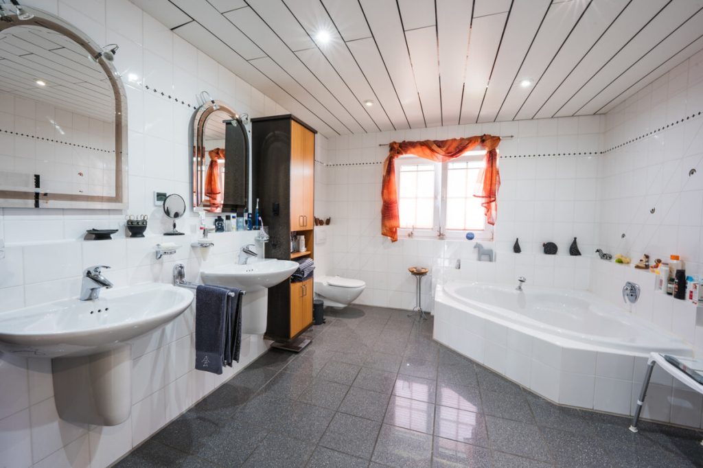 Immobilienangebot - Kürten - Alle - Moderner Familientraum  -  Balkon und Garten  -  Doppelgarage