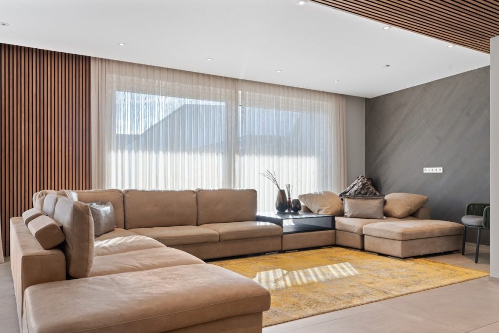 Immobilienangebot - Hürth - Alle - Exklusives Wohnen auf höchstem Niveau  -  außergewöhnliche Architektur in begehrter Lage