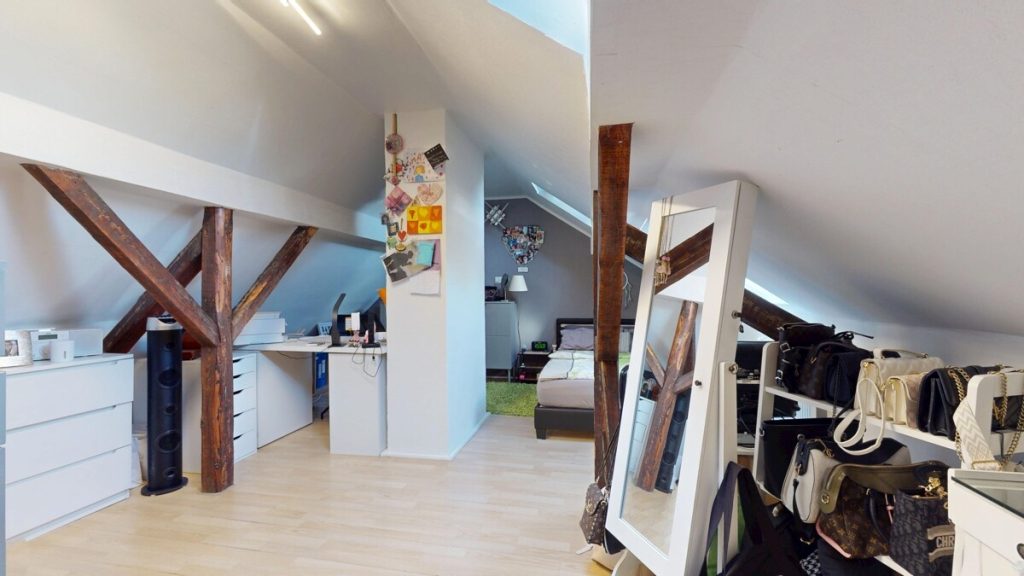 Immobilienangebot - Brühl - Alle - Solide Kapitalanlage  -  Vielseitige Perspektive  -  Reihenhaus mit Garten