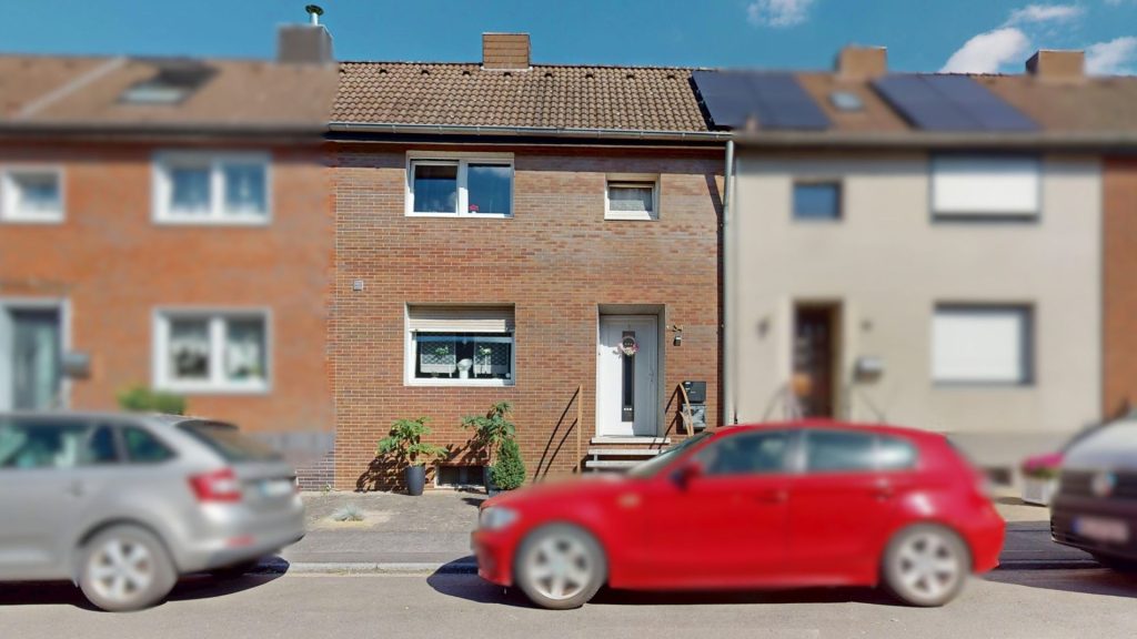 Immobilienangebot - Brühl - Alle - Solide Kapitalanlage  -  Vielseitige Perspektive  -  Reihenhaus mit Garten
