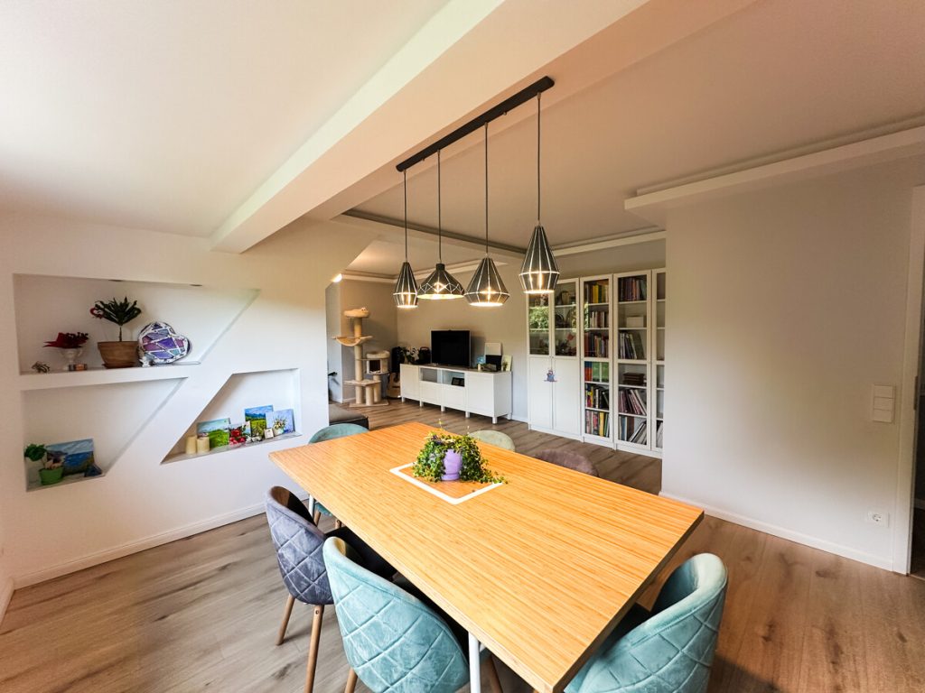 Immobilienangebot - Düsseldorf - Alle - Moderne Mehrgenerationenwohnung  -  Große Einheit  -  Zwei Balkone