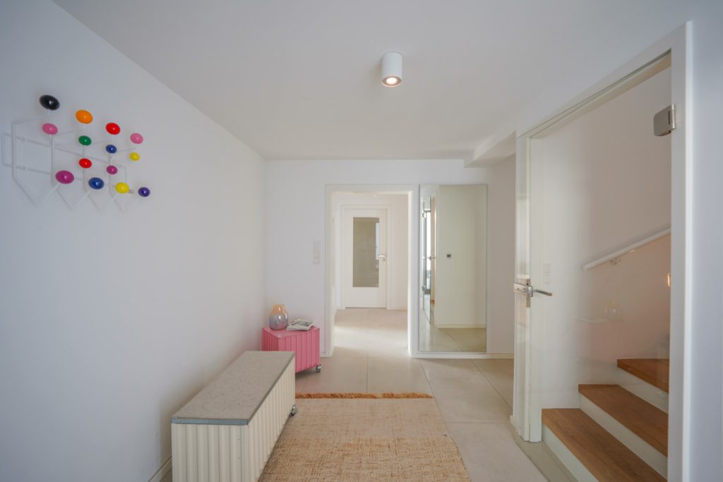Immobilienangebot - Frechen - Alle - Frechen-Königsdorf  -  Direkte Waldrandlage  -  Luxus Energiesparhaus