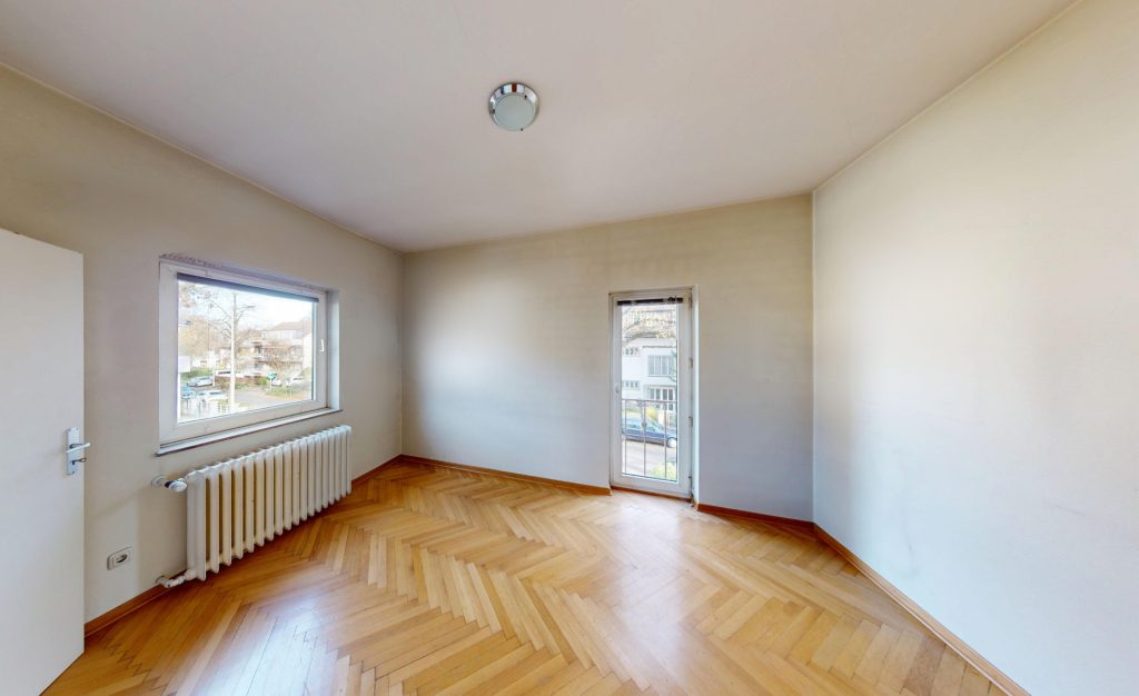 Immobilienangebot - Bonn - Alle - Freistehendes Einfamilienhaus  -  Zeitlose Architektur im Villenviertel