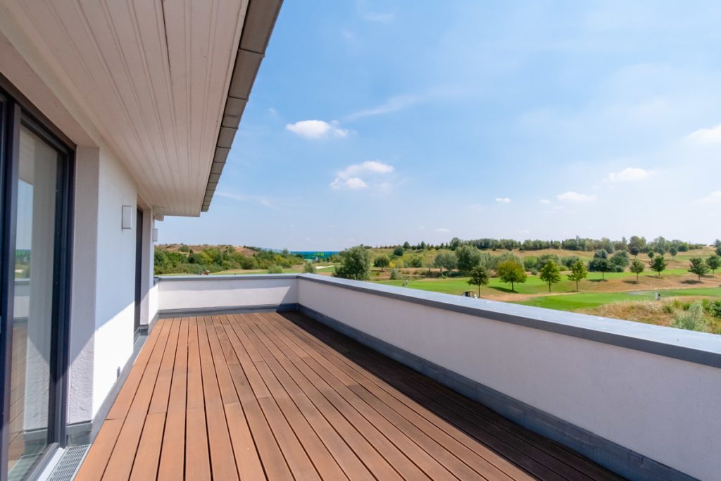 Immobilienangebot - Köln / Widdersdorf - Alle - Bella Vista  -  Privatssphäre pur mit Pool und herrlichem Blick  -  Erdwärmepumpe