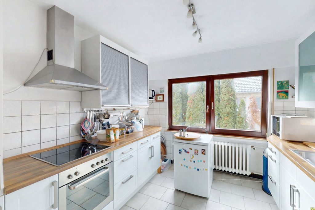 Immobilienangebot - Bonn - Alle - Attraktive Rendite  -  MFH im Alleineigentum