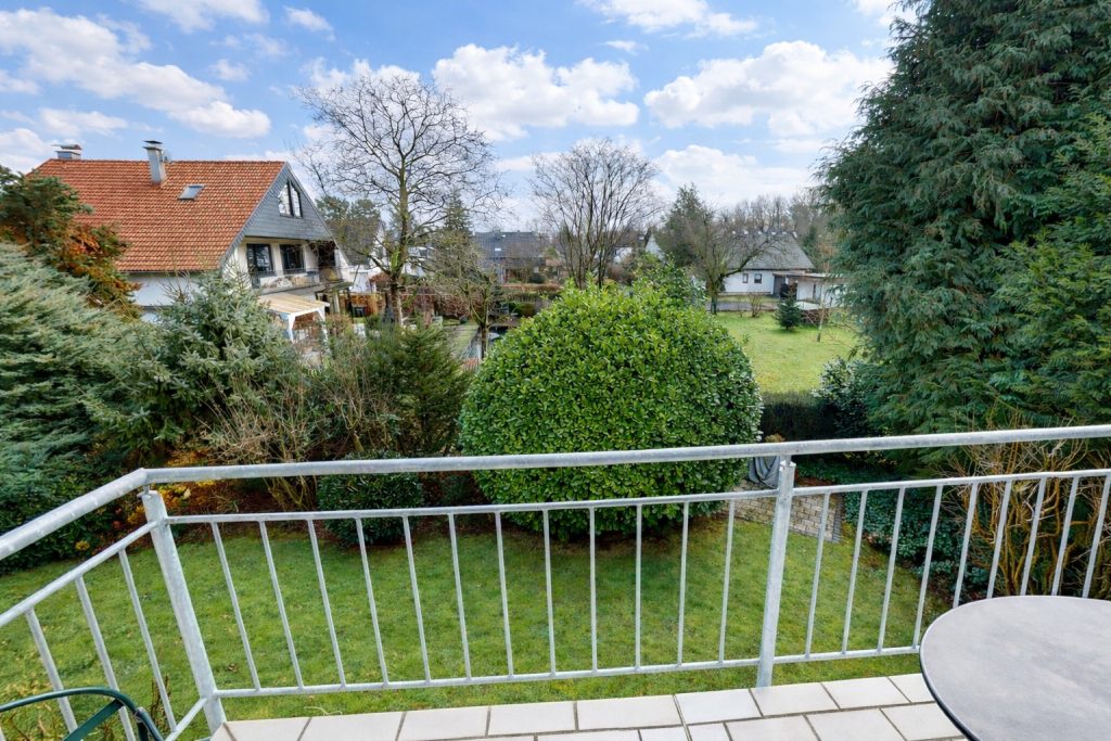Immobilienangebot - Bonn - Alle - Attraktive Rendite  -  MFH im Alleineigentum