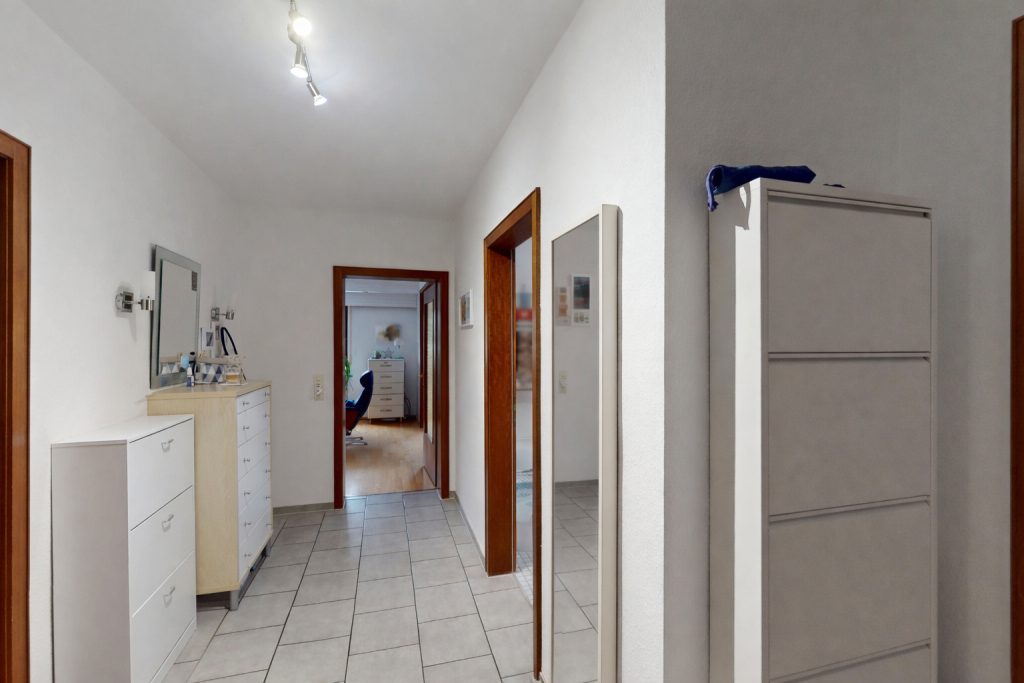 Immobilienangebot - Bonn - Alle - Attraktive Rendite  -  MFH im Alleineigentum