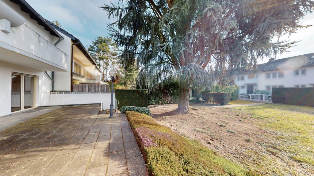 Immobilienangebot - Bonn / Dottendorf - Alle - Tolle Gelegenheit in Dottendorf  -  Als EFH oder ZFH nutzbar  -  Sonniger Garten