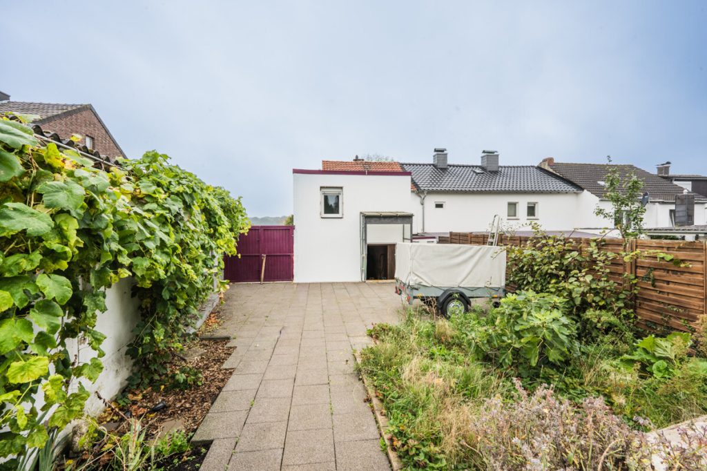 Immobilienangebot - Jülich / Stetternich - Alle - Charmantes Reihenendhaus mit Garten & Erweiterungspotenzial
