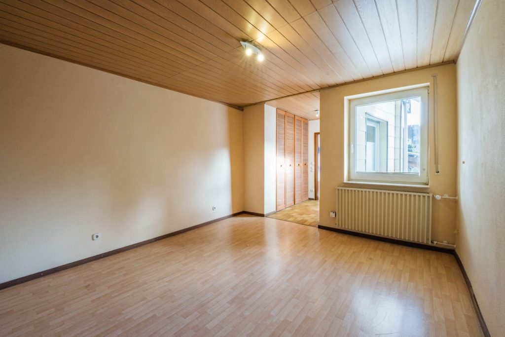 Immobilienangebot - Aachen / Eilendorf - Alle - Mehrfamilienhaus mit 3. WE und attraktivem Entwicklungspotenzial