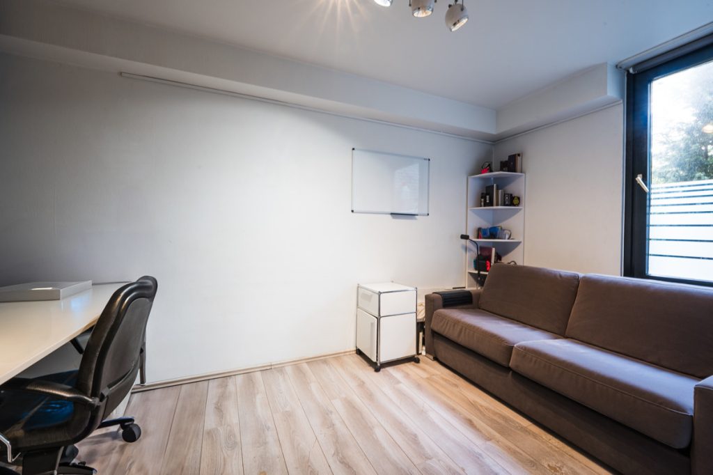 Immobilienangebot - Köln - Alle - Maisonette mit Hauscharakter  -  Ruhig, diskret mit viel Grün umgeben