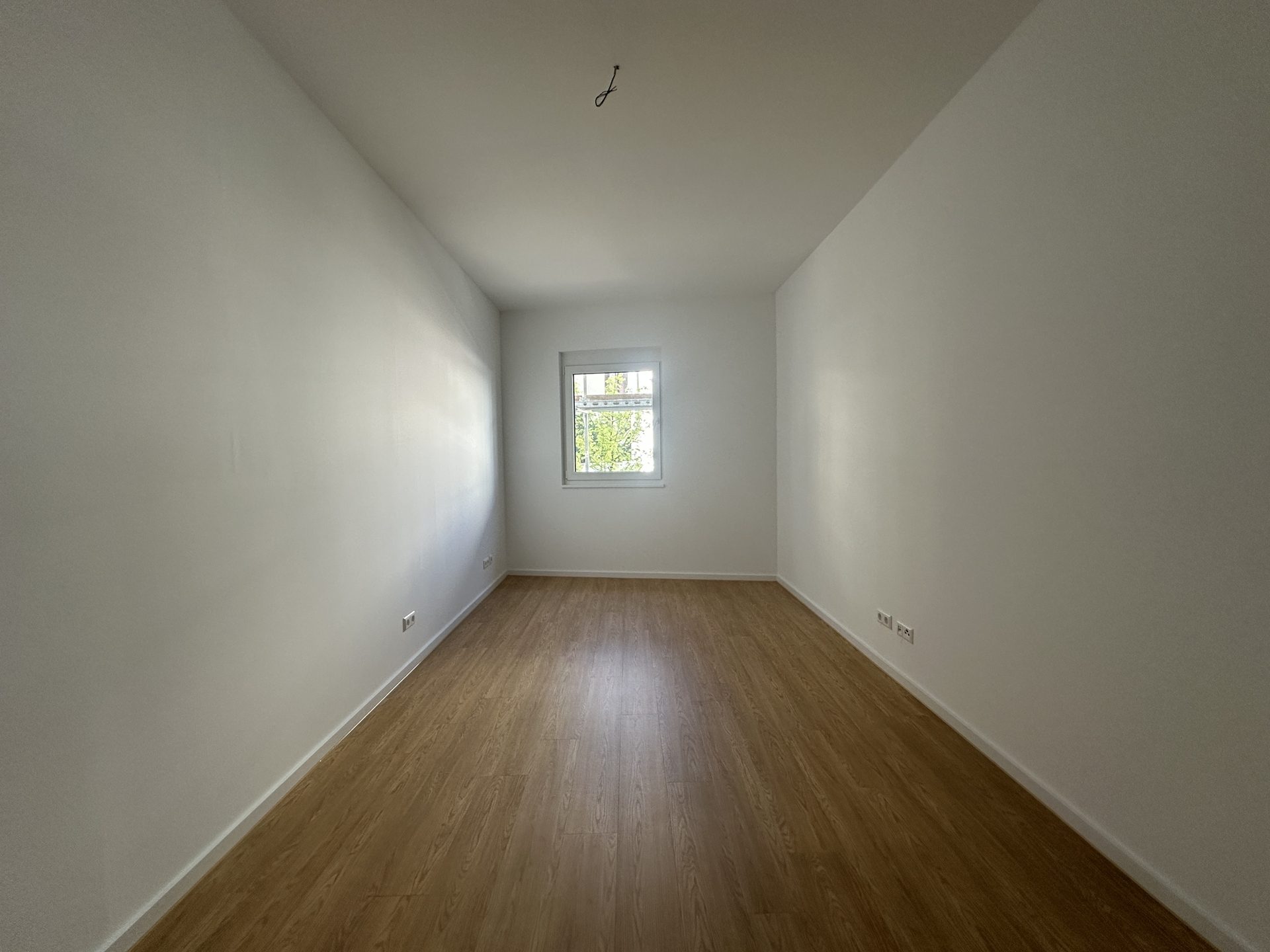 Immobilienangebot - Aachen / Mitte - Alle - 2,5 Zimmer  -  Küche inklusive  -  zentrale Lage