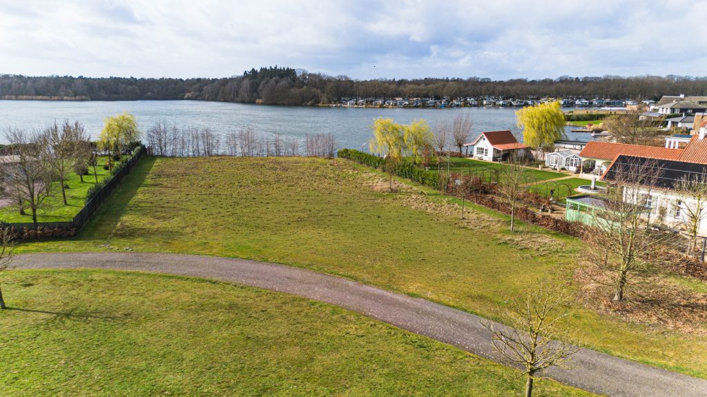 Immobilienangebot - Arcen - Grundstücke - Exklusives Grundstück mit Wasserzugang im Villa Parc Arcen