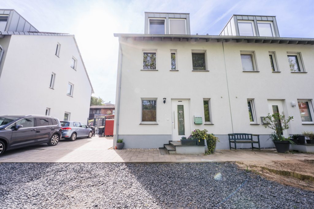 Immobilienangebot - Vettweiß - Alle - Moderne DHH mit Garten, offenem Wohnkonzept & idyllischer Lage