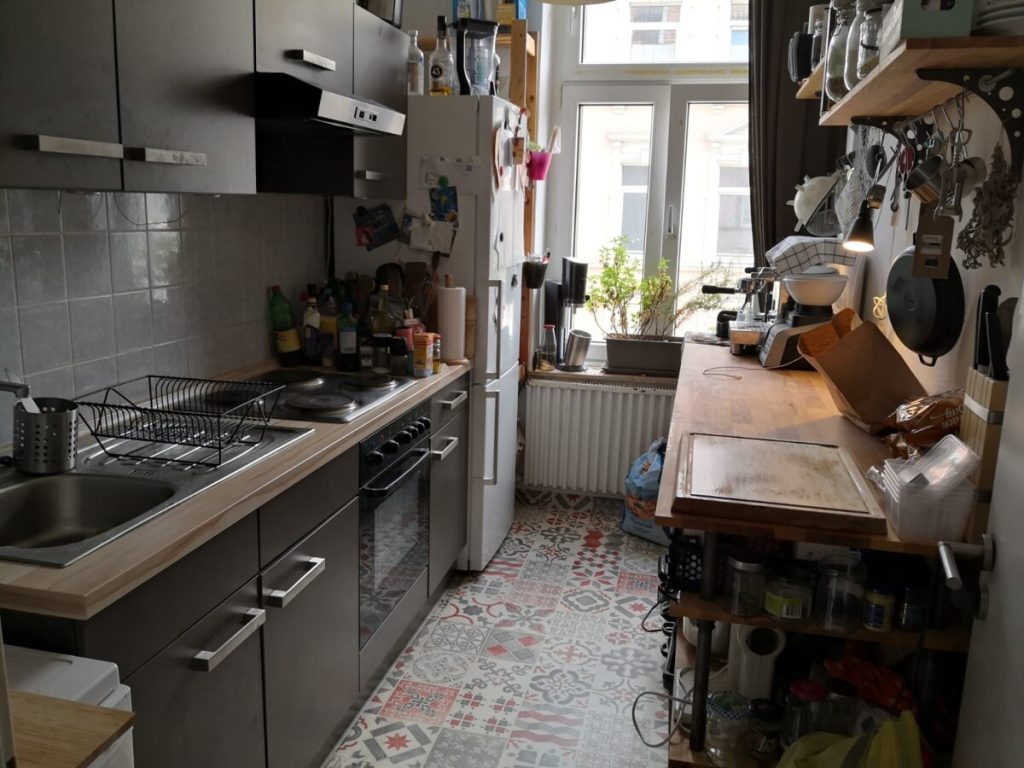 Immobilienangebot - Aachen - Alle - Gepflegtes Stadthaus in Innenstadtlage mit zwei vermieteten Wohnungen