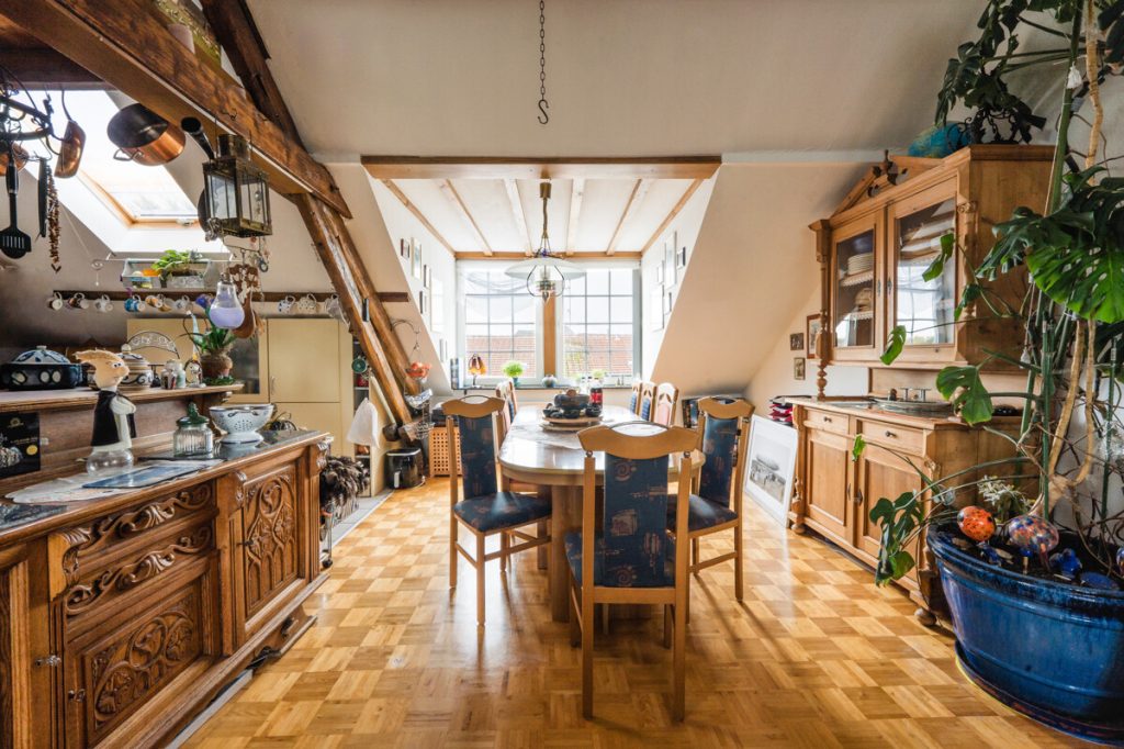 Immobilienangebot - Aachen - Alle - Gepflegtes Stadthaus in Innenstadtlage mit zwei vermieteten Wohnungen