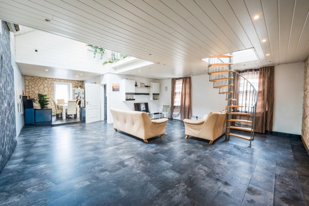 Immobilienangebot - Alsdorf / Warden - Alle - Renditestarkes Wohn- und Geschäftshaus