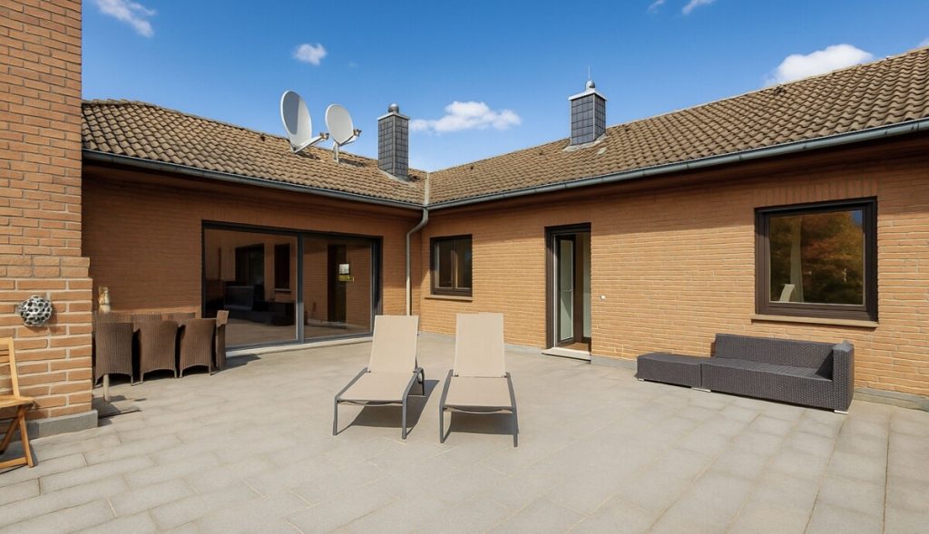 Immobilienangebot - Erftstadt - Alle - Raum für Leben, Arbeiten & Ideen  -  stilvoll sanierter Wohlfühl-Bungalow