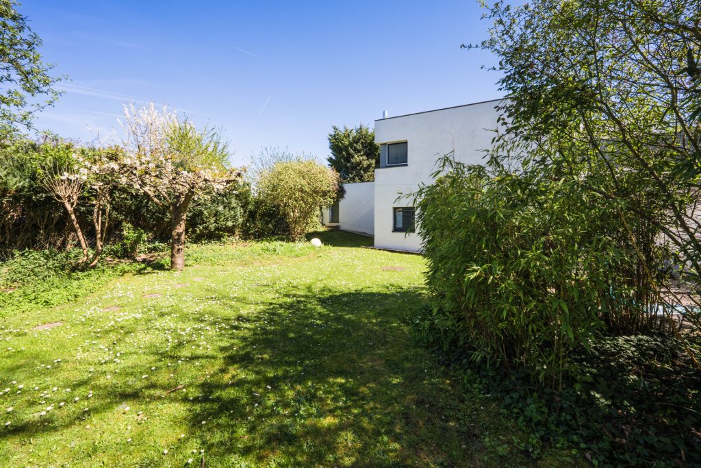 Immobilienangebot - Erftstadt - Alle - Rückzugsort mit Charakter  -  Lichtdurchflutetes Wohnen