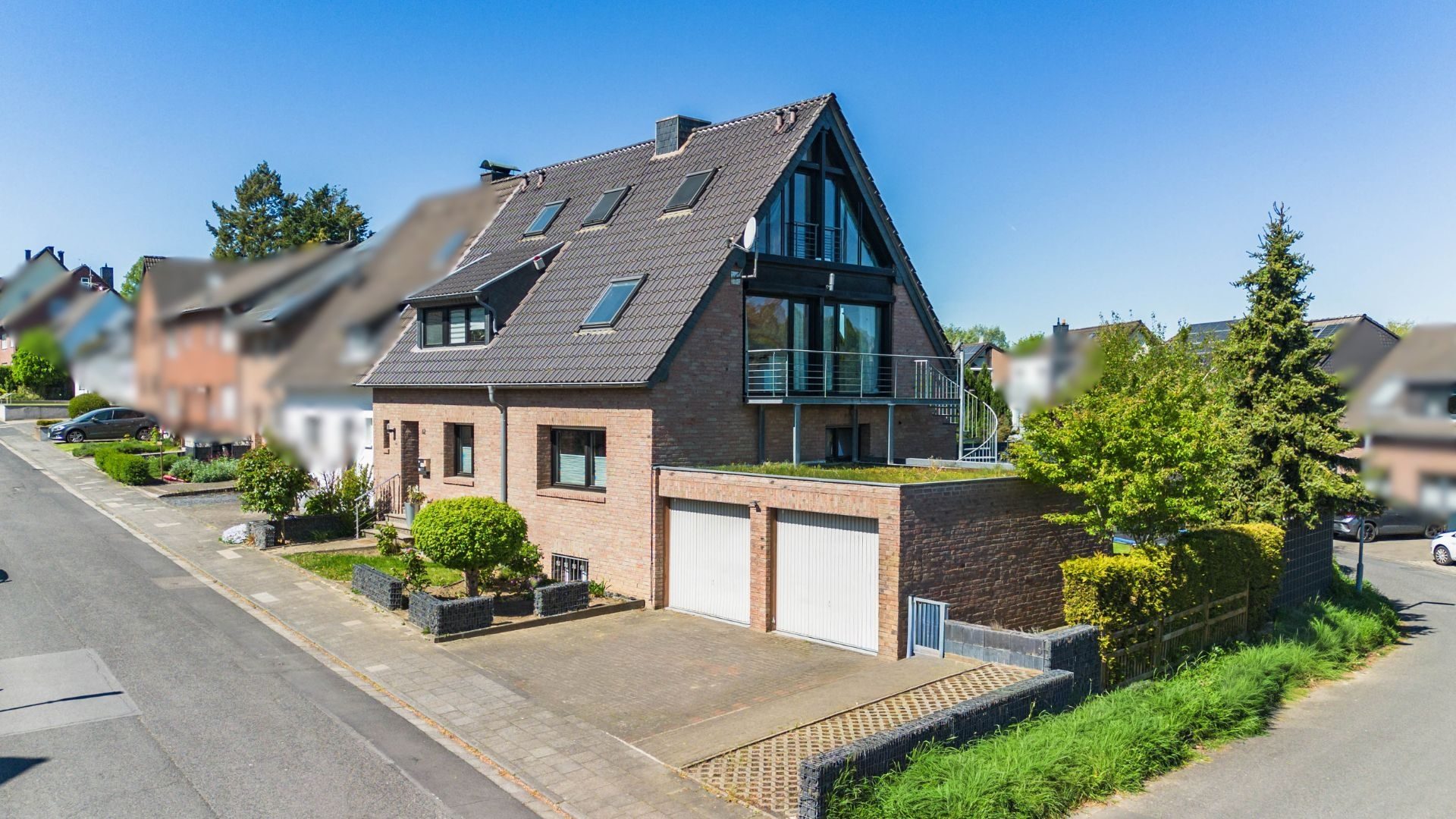 Immobilienangebot - Bergheim-Glessen - Alle - Glessen: Umfangreich saniert  -  Sieben Zimmer  -  Doppelgarage  -  Ruhige Lage