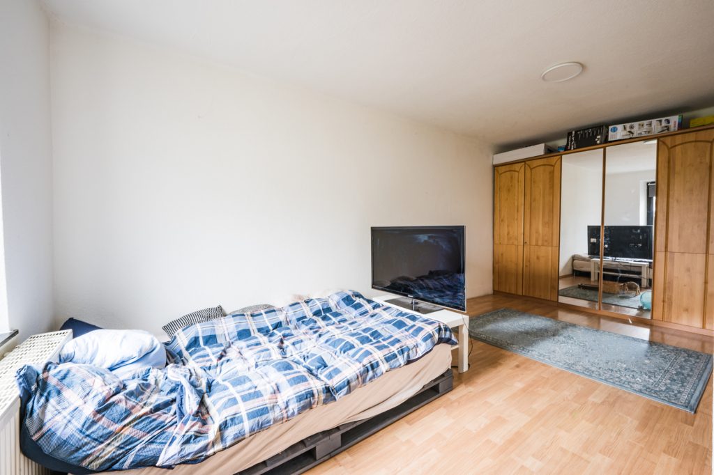Immobilienangebot - Aachen - Alle - Historisches Anwesen mit Pferdeställen, Outdoor-Küche & Schwimmteich