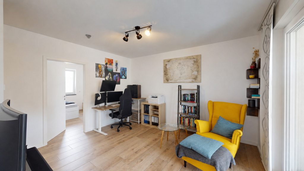 Immobilienangebot - Hürth - Alle - Modernes Wohnen  -  Vermietet & wertbeständig  -  2-Zimmer mit Loggia