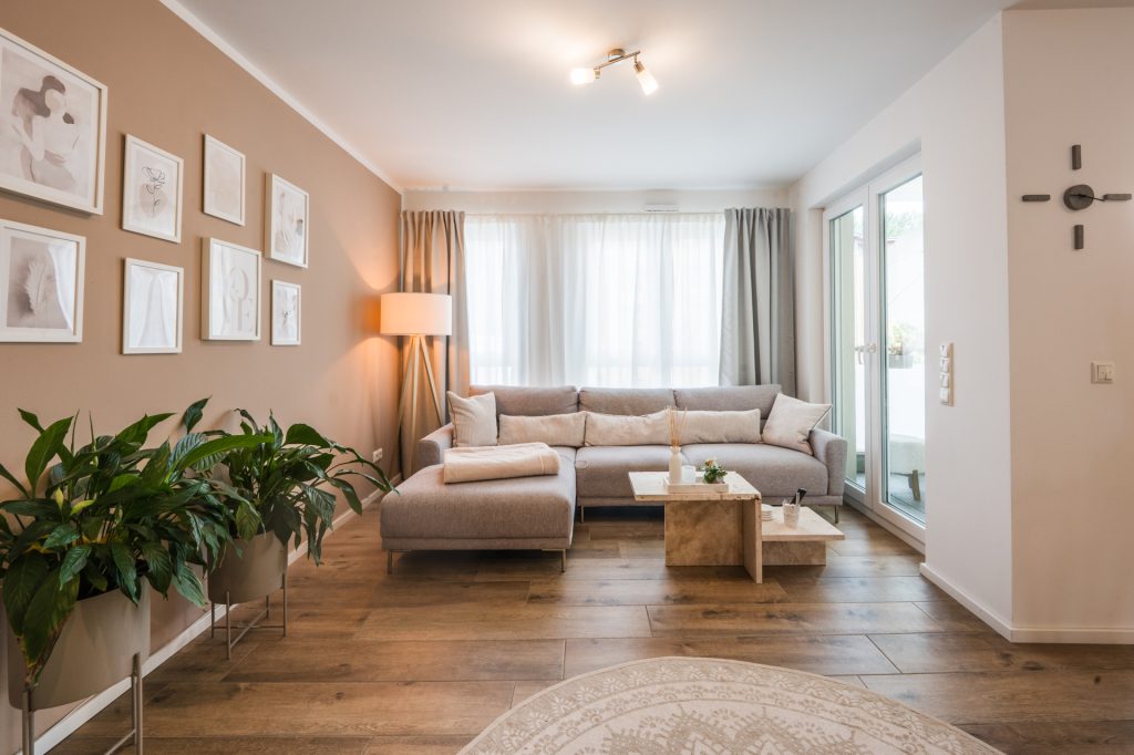 Immobilienangebot - Hürth - Alle - Kapitalanlage mit Perspektive  -  2-Zimmer -  Loggia und Aufzug