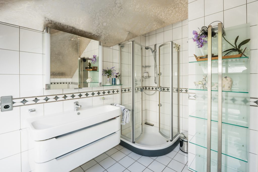 Immobilienangebot - Baelen - Alle - Exklusives Wohnen nahe Aachen – mit Gästehaus & parkähnlichem Grundstück